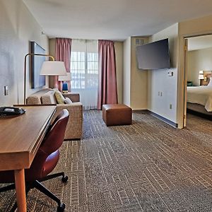 One-Bedroom King Suite